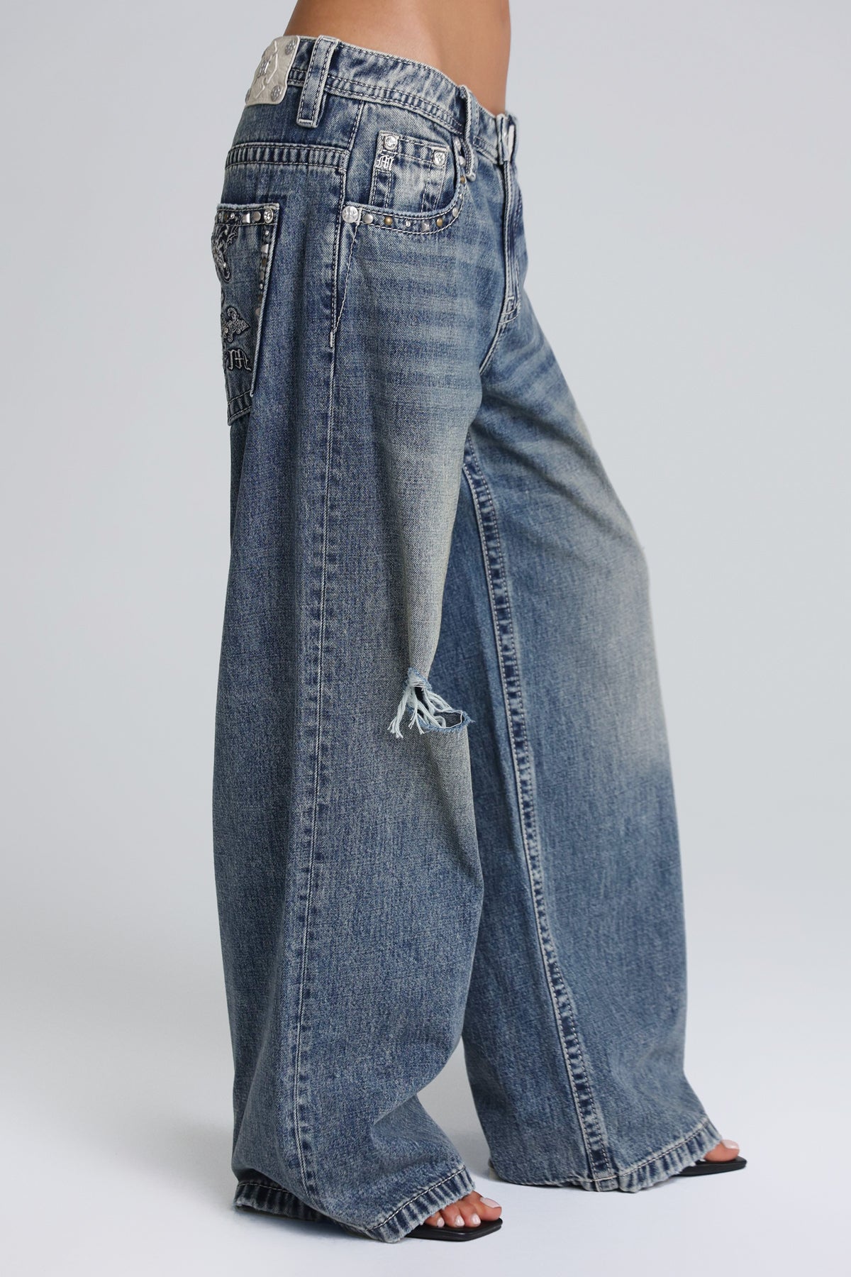 Nocturne Low Rise Baggy Jeans