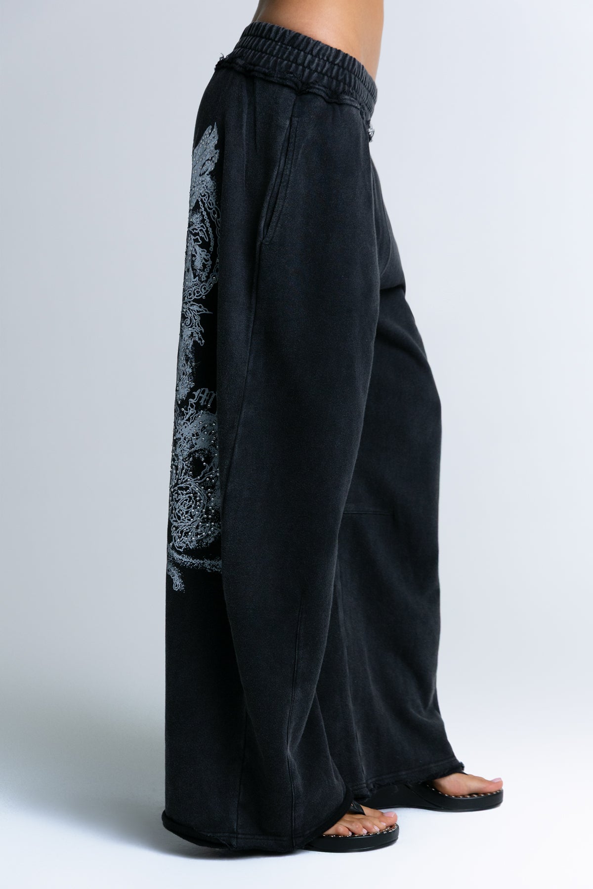 First Class Sweatpants