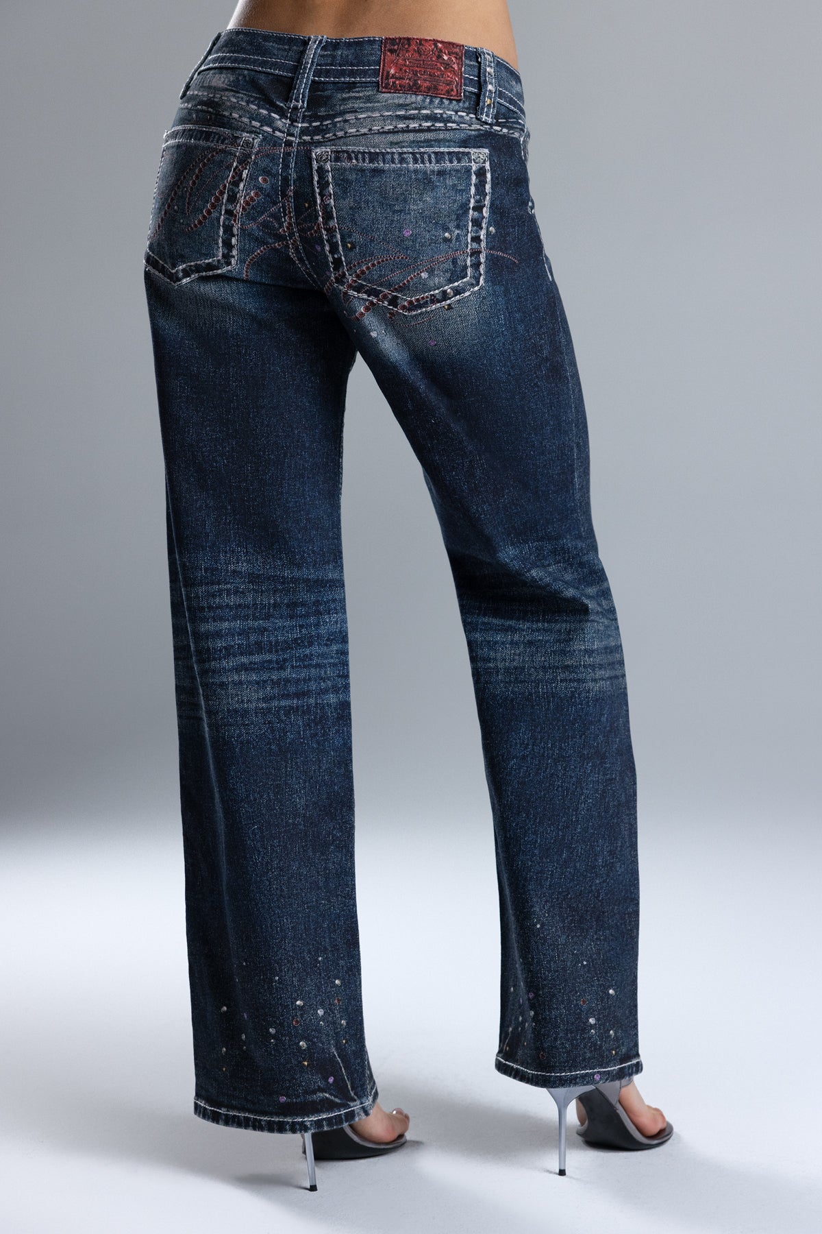 Breya Graphic Slim Wide