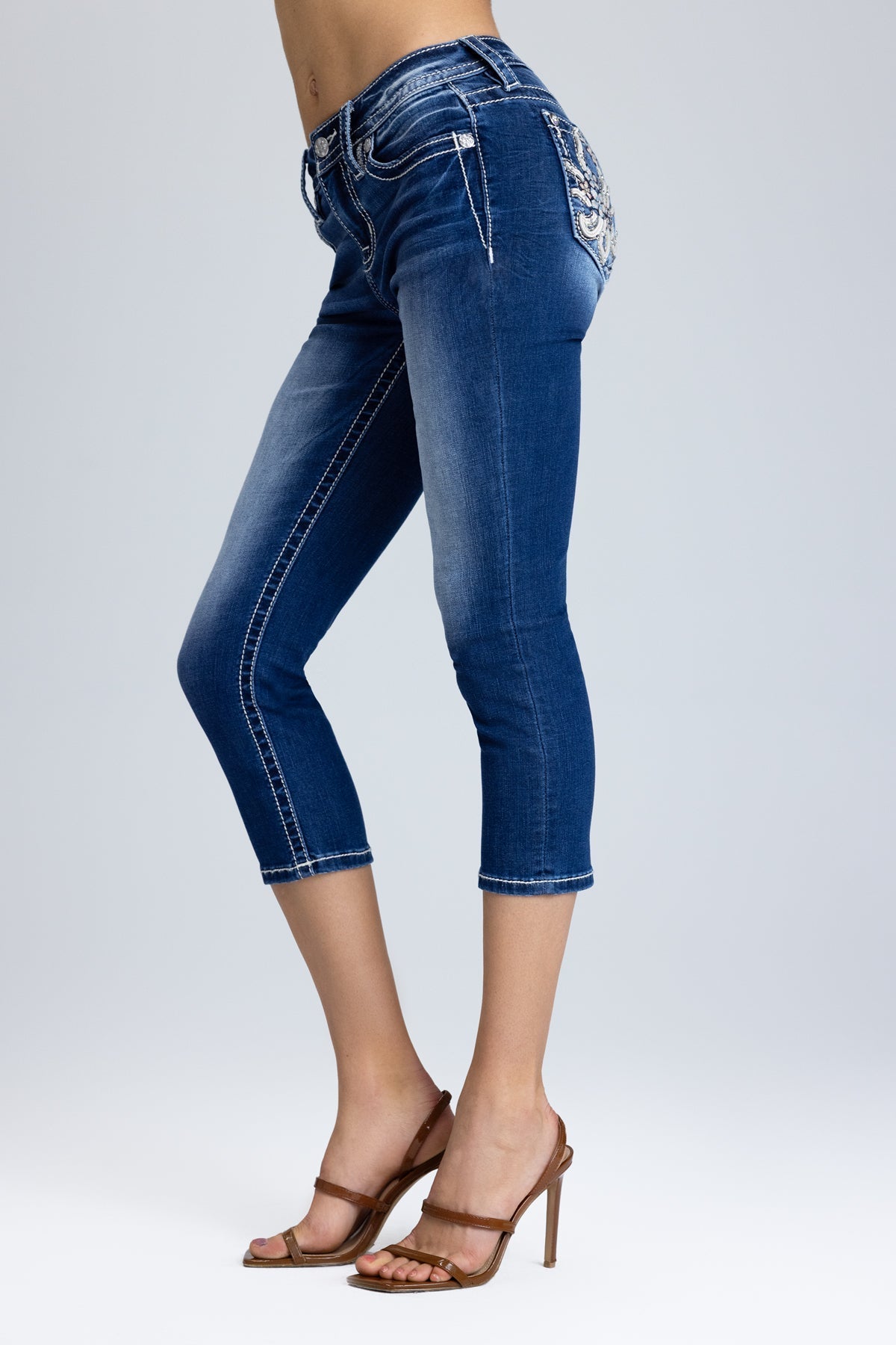 Ellora Fleur Capri Jeans
