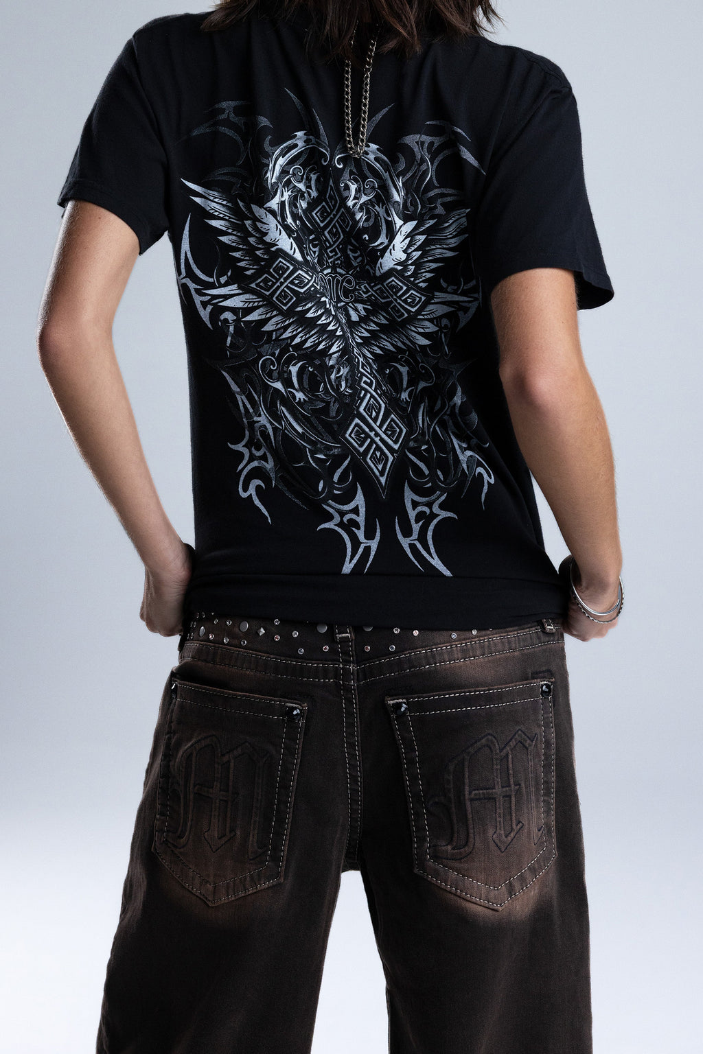 Arsyn Graphic Tee