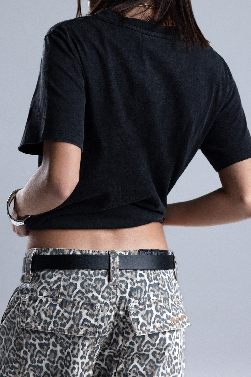 Valeria Script Tee