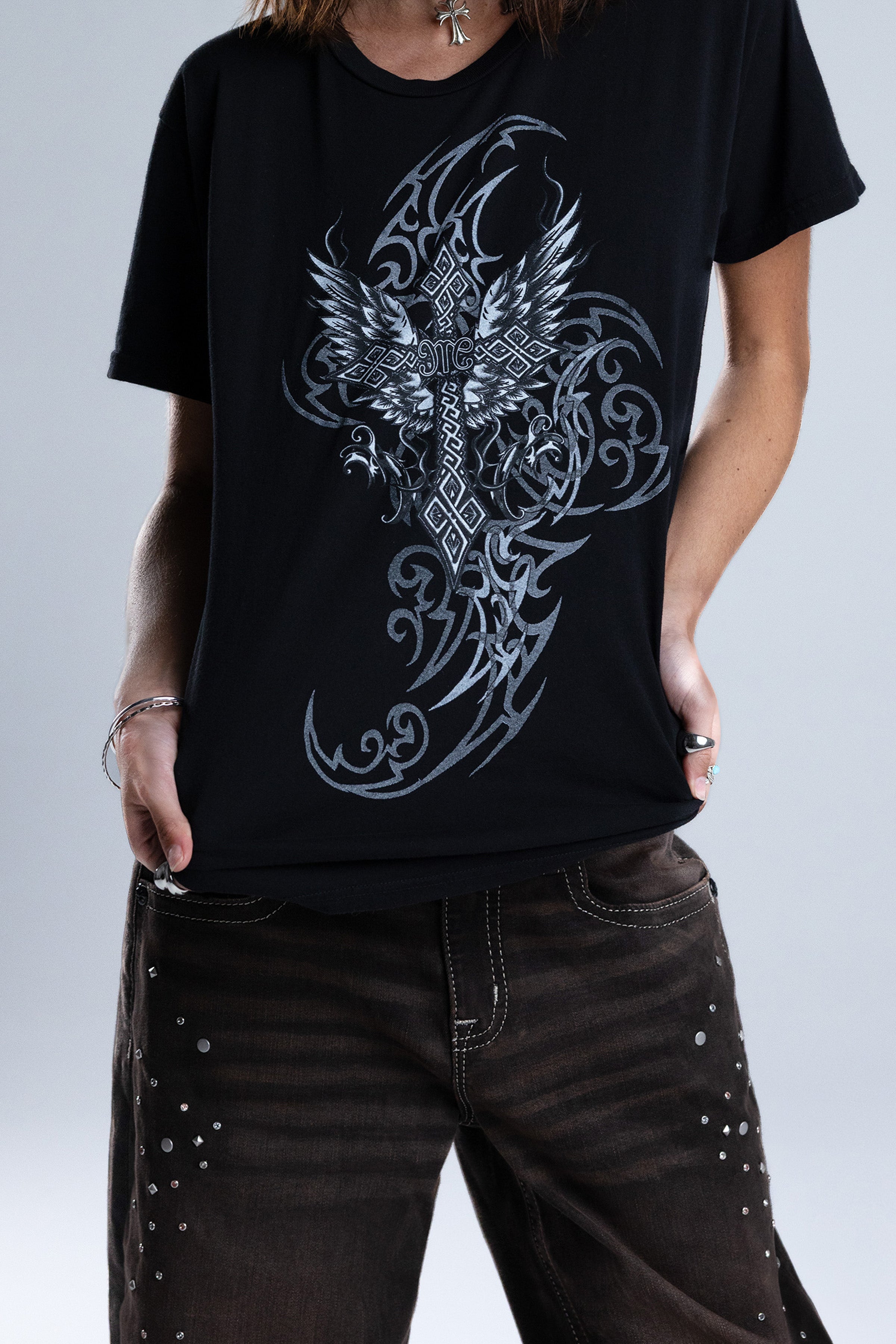 Arsyn Graphic Tee