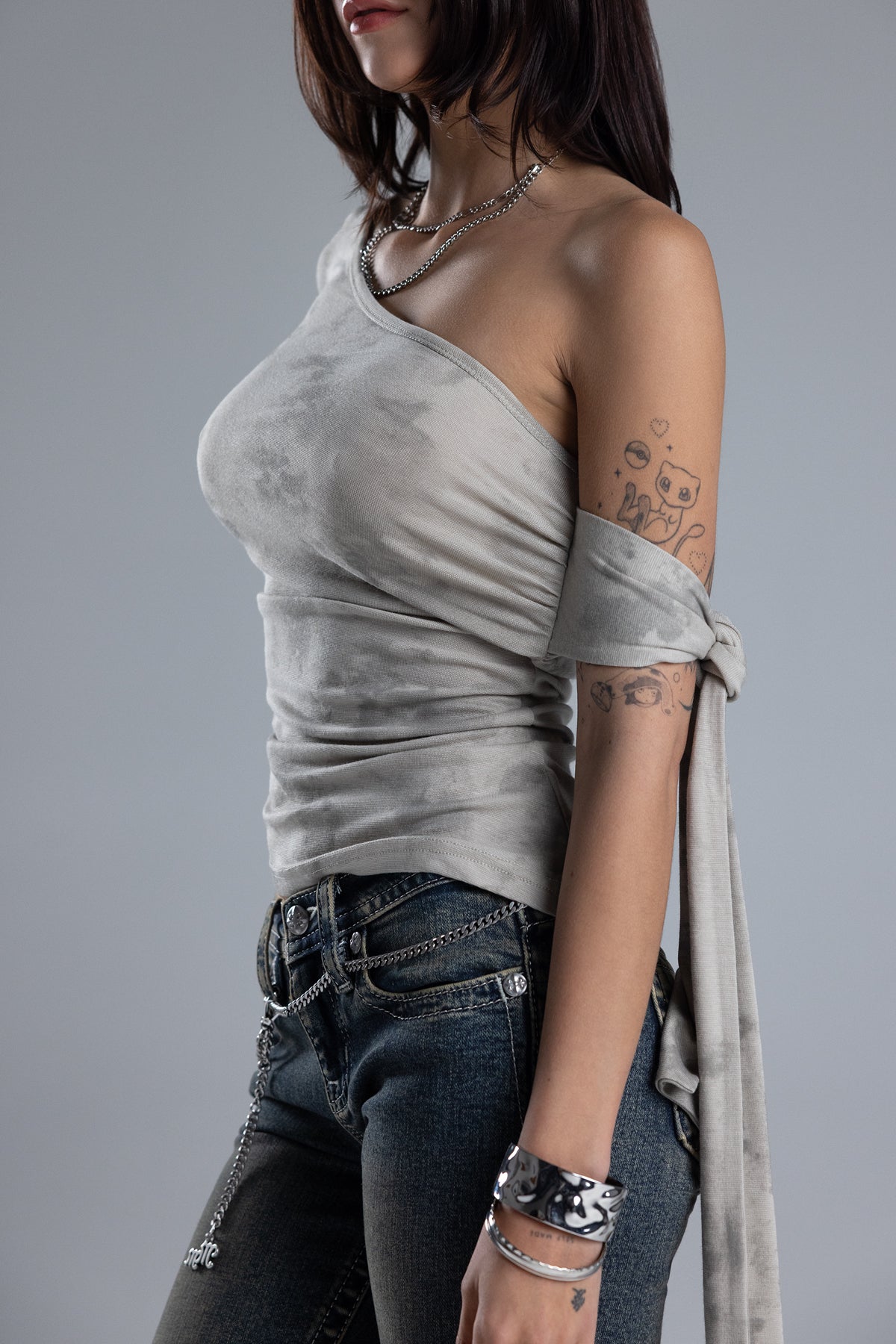 Maive One Shoulder Top