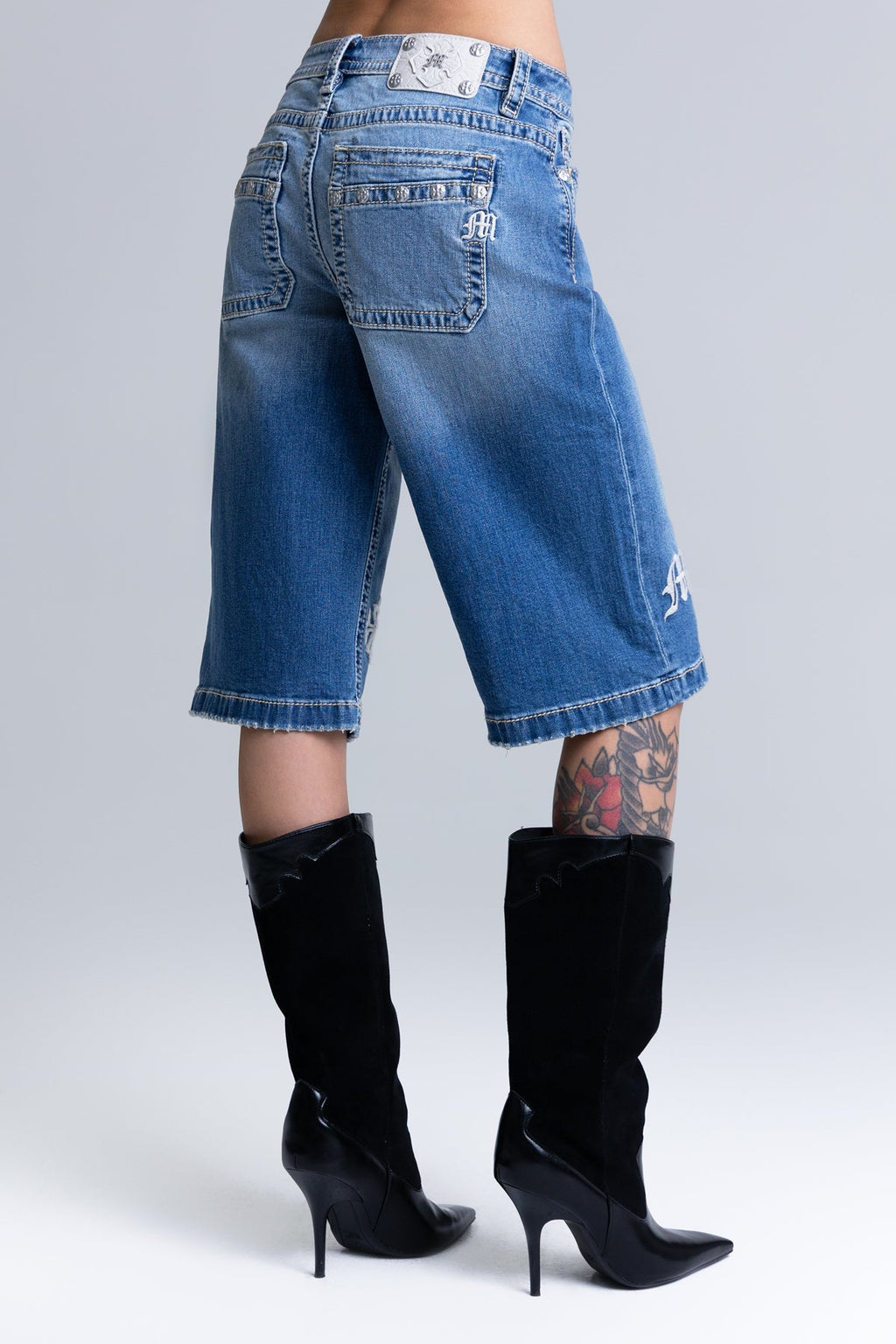 London Low Rise Jorts
