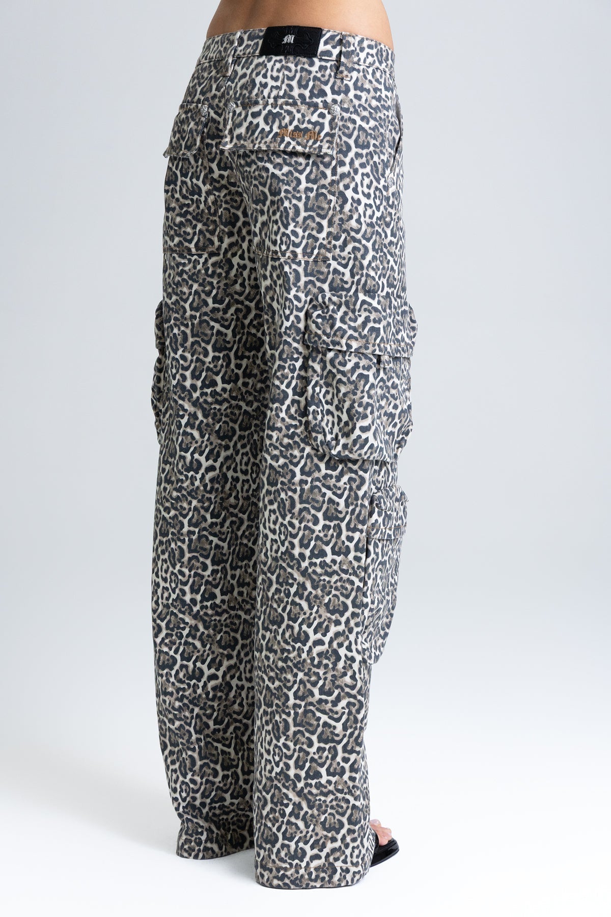 Cambria Leopard Cargo
