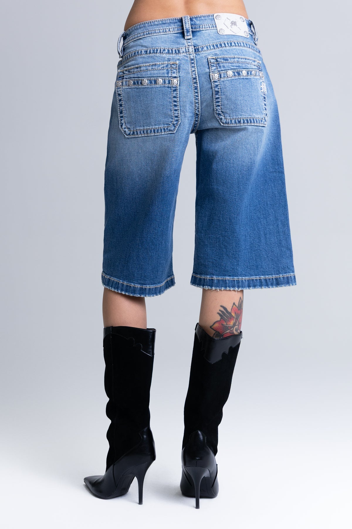 London Low Rise Jorts