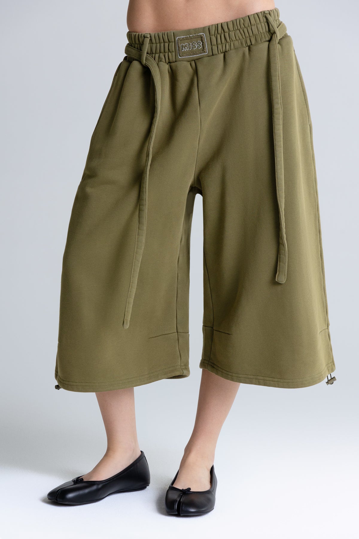 Mile High Baggy Capri