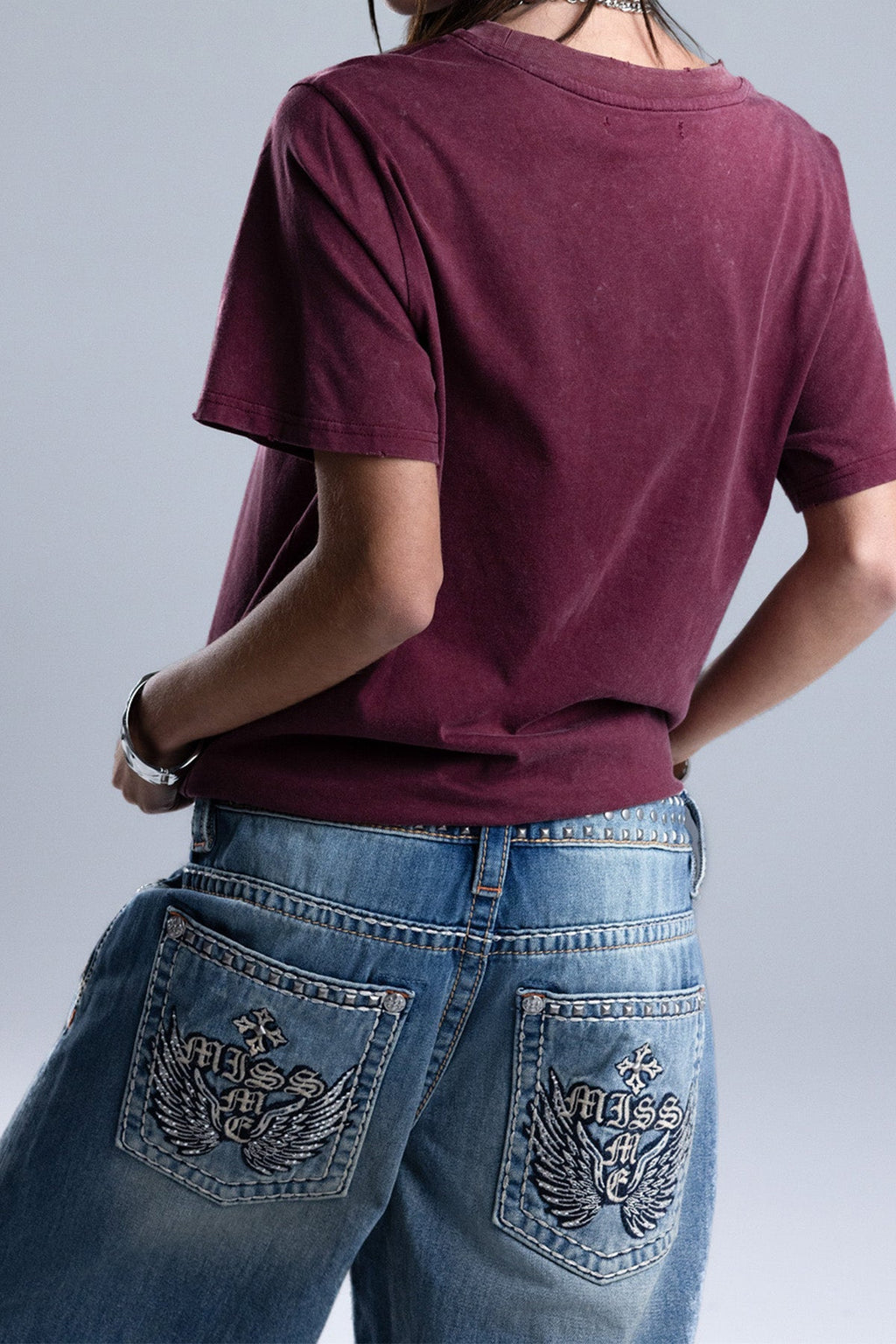 Valeria Script Tee