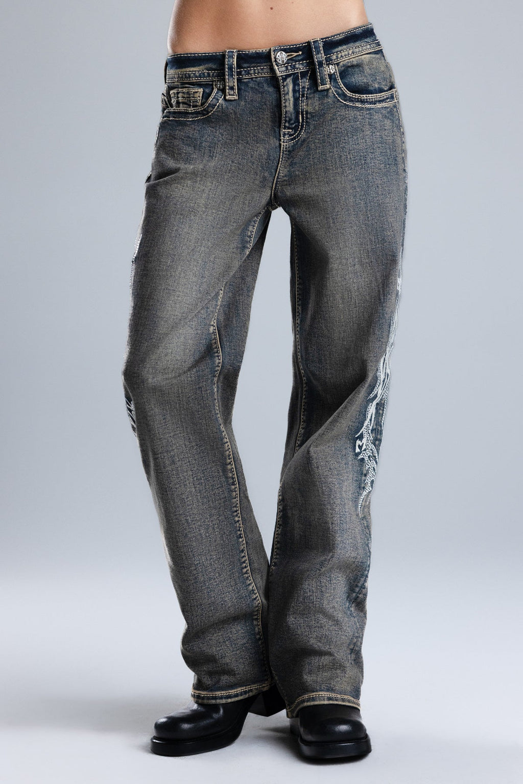 Aubrey Slim Wide