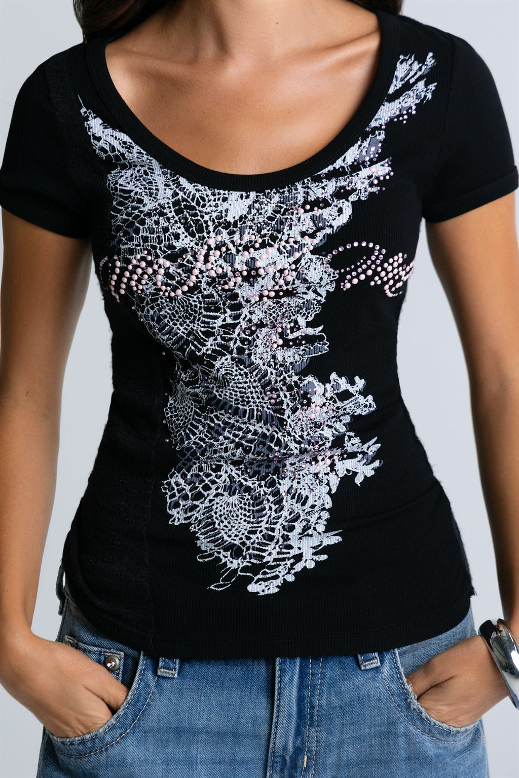 Jules Graphic Tee