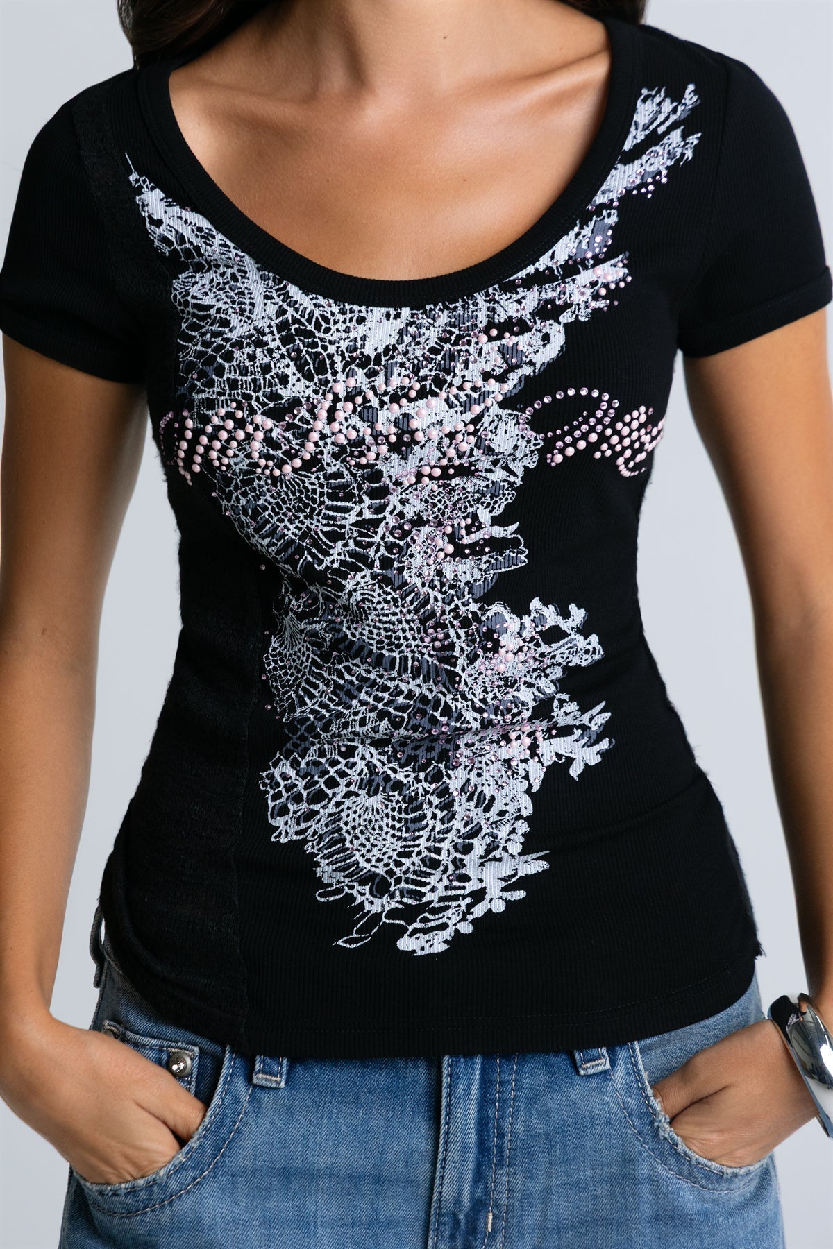 Jules Graphic Tee