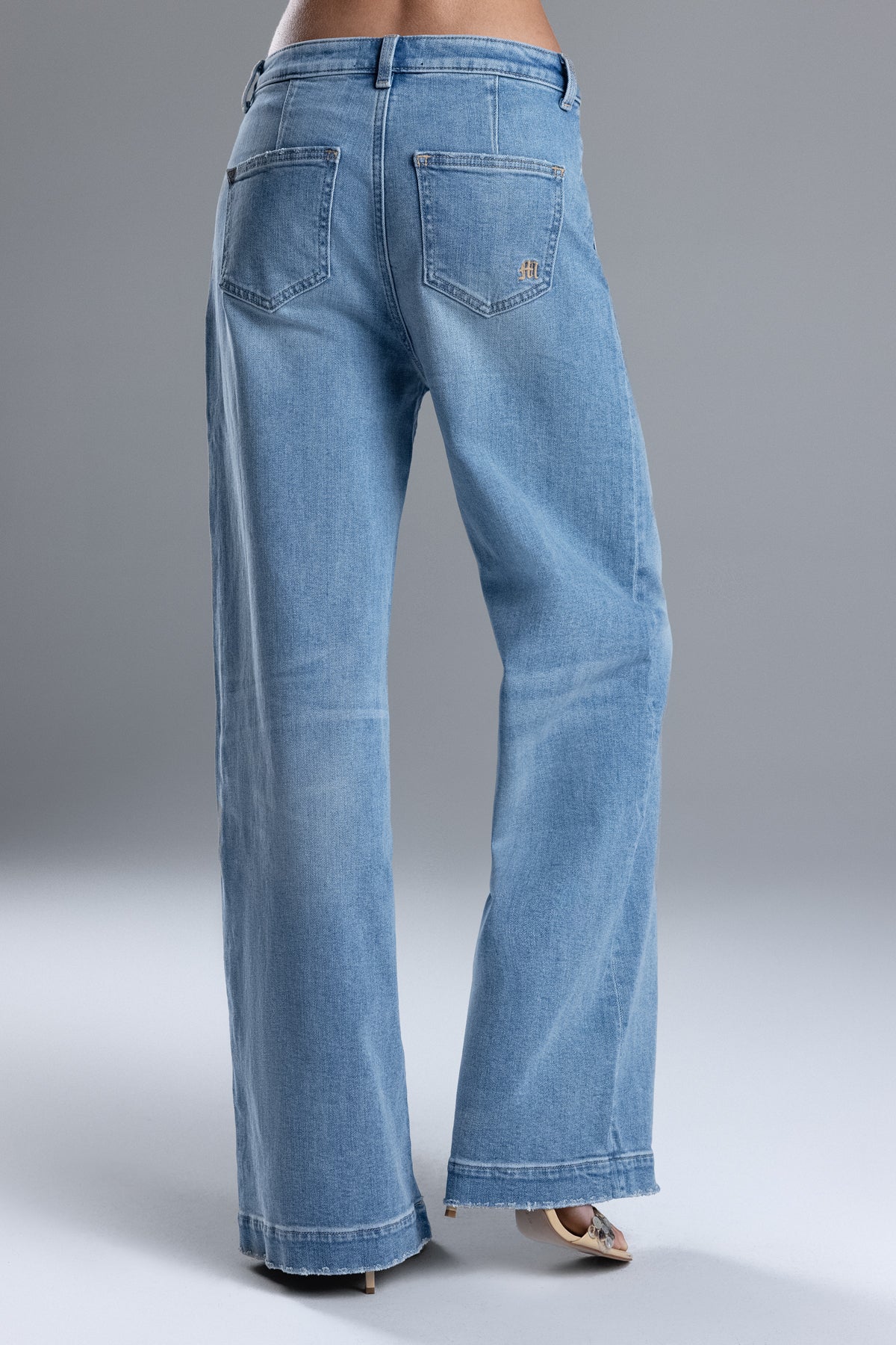 Ryne Super Wide Leg Jeans