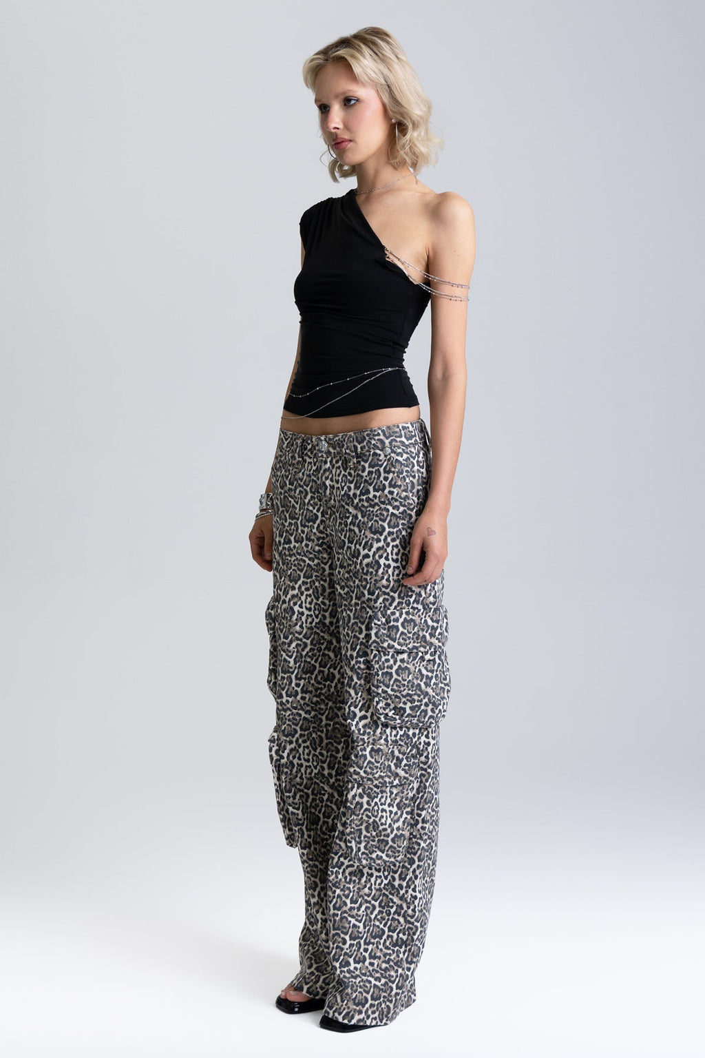Cambria Leopard Cargo