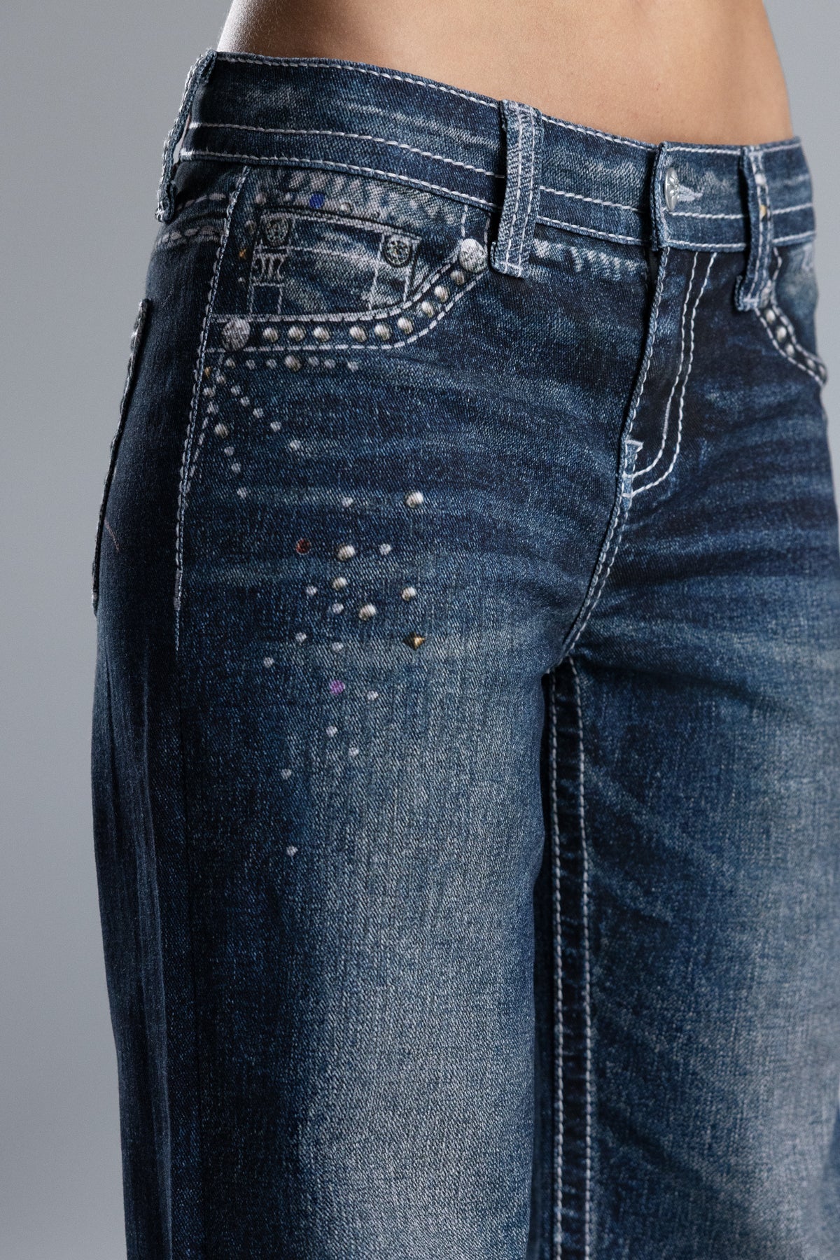 Breya Graphic Slim Wide