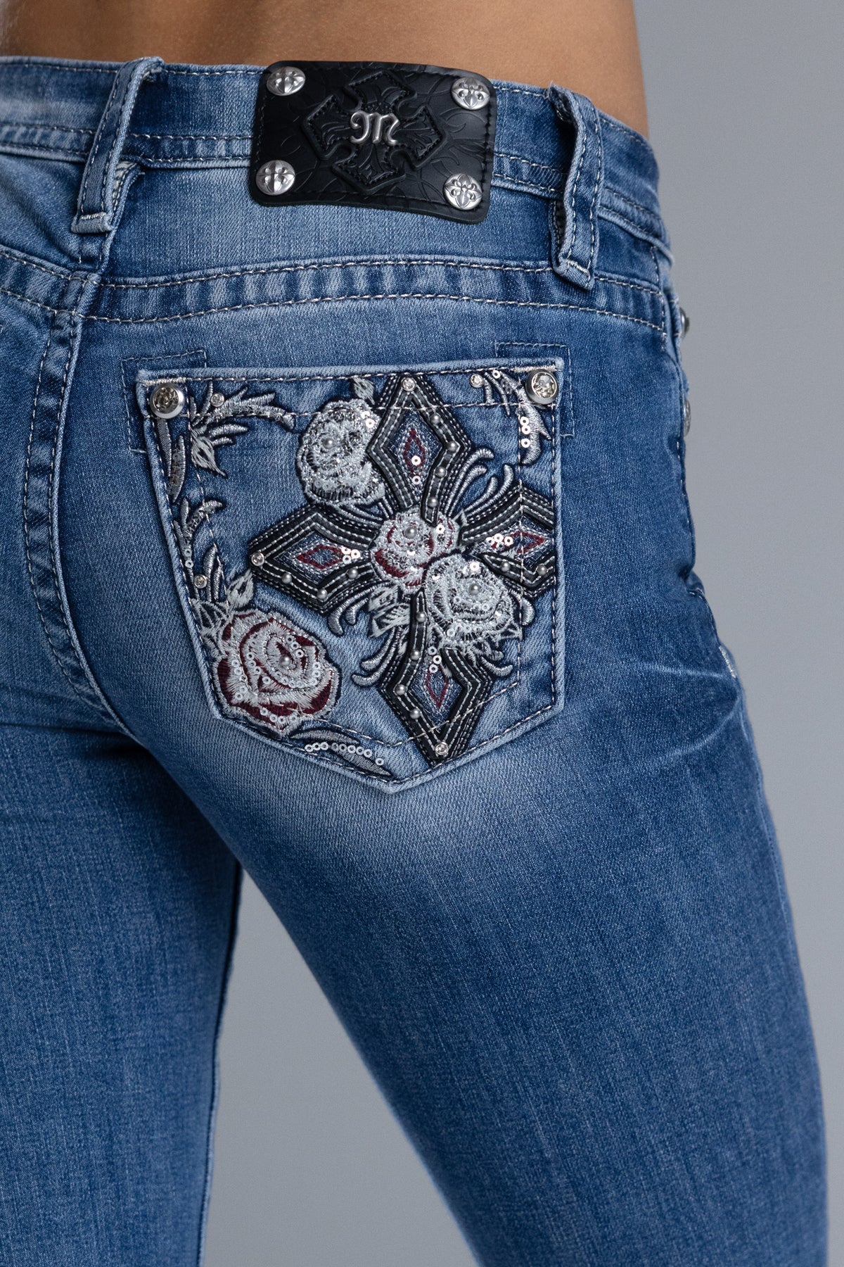 Ahmeira Cross Bootcut Jeans